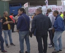 Porto di Gioia Tauro, sit in di protesta dei lavoratori della BLG