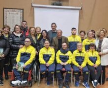 Locri, gesto di solidarieta’ degli autori del libro Le avventure di balu’ Anna Maria Deodato e Gaetano Catalani