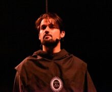 Applausi per l’emozionante “Francesco de Paula l’Opera”  in versione teatrale in una Piazza 5 Dicembre di Lamezia Terme gremita