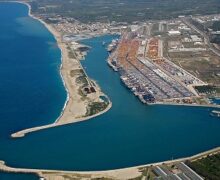Un manifesto per la difesa del porto di Gioia Tauro